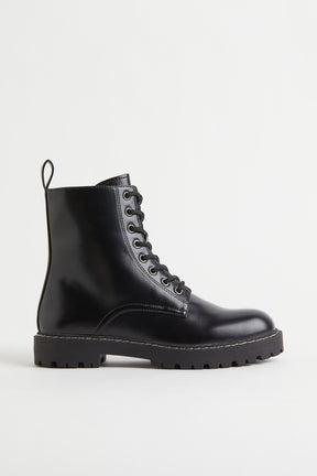 Botas pelo tornozelo